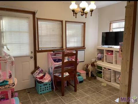 33200 N Walker Rd, Walker, LA 70785 photo 8