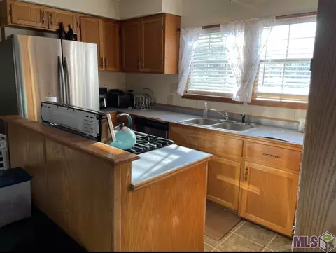 33200 N Walker Rd, Walker, LA 70785 photo 9