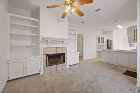 30055 College Dr, Walker, LA 70785 photo 11