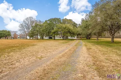 14822 Brown Rd, Baker, LA 70714 photo 2