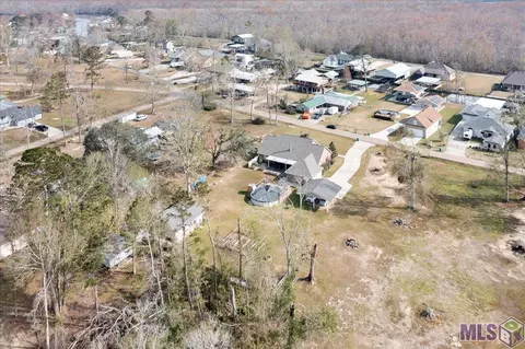 20451 Fairway Dr, Springfield, LA 70462 photo 32