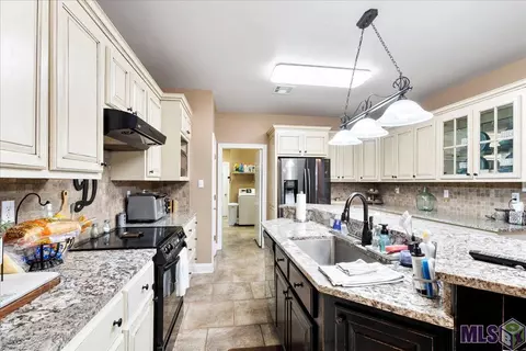 20451 Fairway Dr, Springfield, LA 70462 photo 20