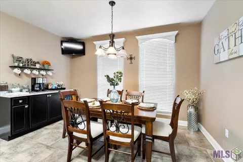 20451 Fairway Dr, Springfield, LA 70462 photo 18