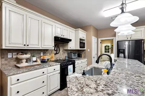20451 Fairway Dr, Springfield, LA 70462 photo 19