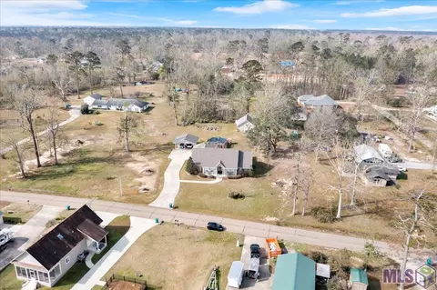 20451 Fairway Dr, Springfield, LA 70462 photo 30
