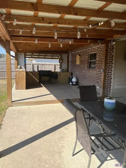 15036 Cross Gate Dr, Walker, LA 70785 photo 4