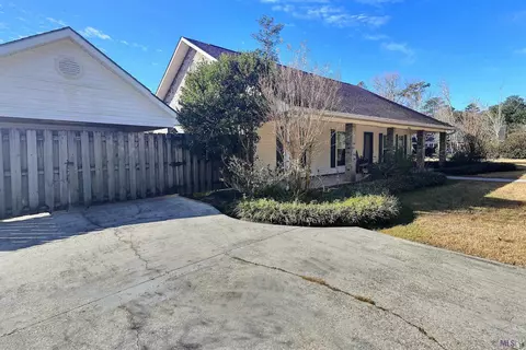 15000 Carrol Ave, Walker, LA 70785 photo 1