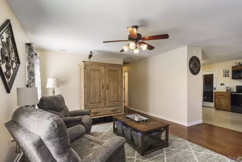 30491 Paul St, Walker, LA 70785 photo 5