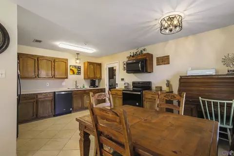 30491 Paul St, Walker, LA 70785 photo 6