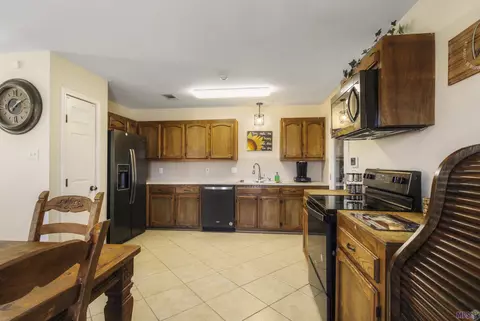 30491 Paul St, Walker, LA 70785 photo 7