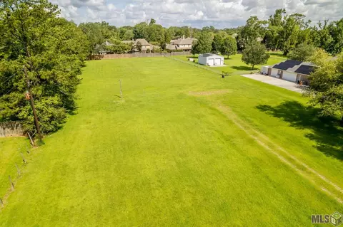 10550 Pecue Ln, Baton Rouge, LA 70810