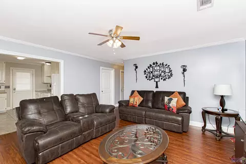 1045 Sunshine Dr, Baker, LA 70714 photo 8