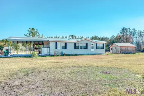 28362 Wagner Dr, Albany, LA 70711 photo 1