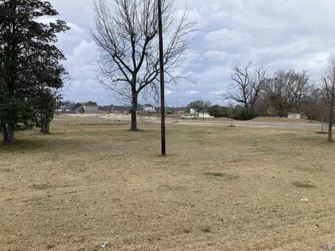 13295 La Hwy 73, Geismar, LA 70734