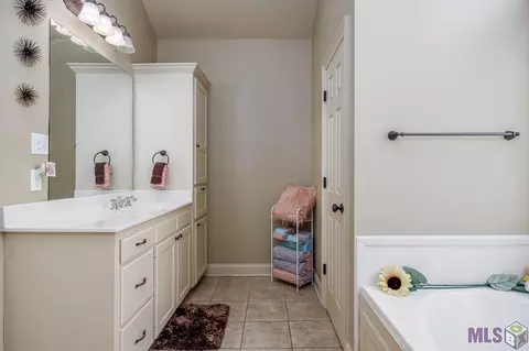 12768 Ruby Lake Dr, Walker, LA 70785 photo 18