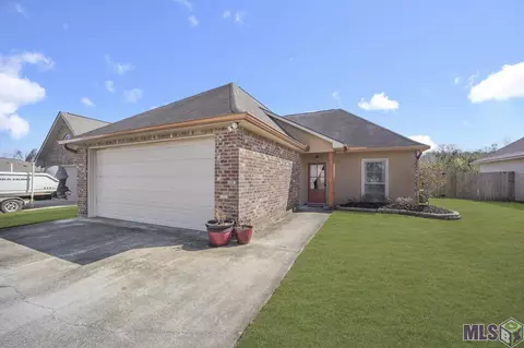 12734 Darby Dr, Walker, LA 70785 photo 1