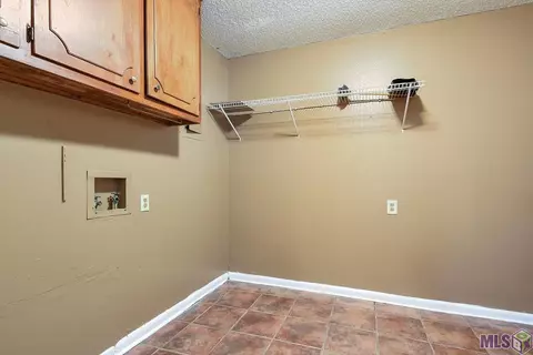 307 Sandra Dr, Baker, LA 70714 photo 6