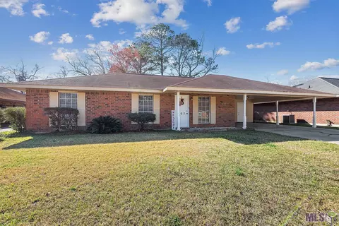 307 Sandra Dr, Baker, LA 70714 photo 1