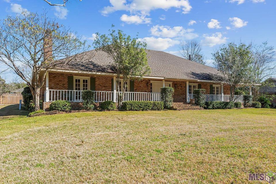13815 Tiger Bend Rd, Baton Rouge, LA 70817 19 Photos MLS