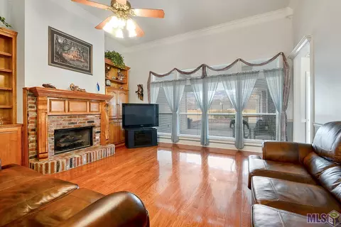 30180 Mayer St, Walker, LA 70785 photo 6