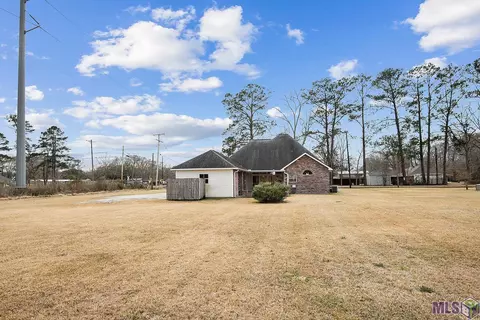 30180 Mayer St, Walker, LA 70785 photo 2