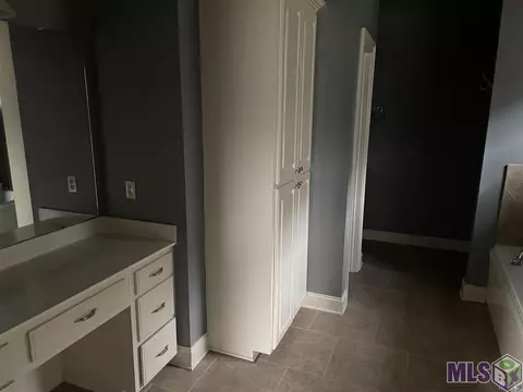 34195 Spring Lake Dr, Walker, LA 70785 photo 9