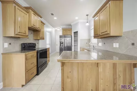 12805 Ruby Lake Dr, Walker, LA 70785 photo 8