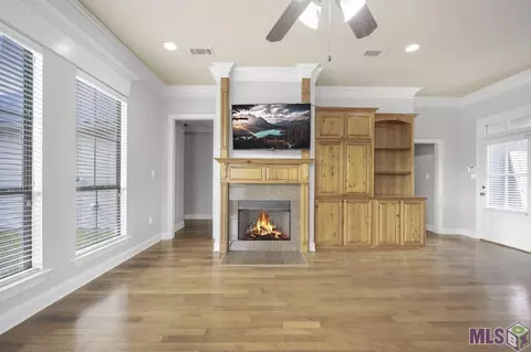 12805 Ruby Lake Dr, Walker, LA 70785 photo 4