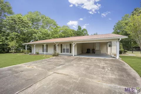 5535 Rolling Acres Dr, Baker, LA 70714 photo 2