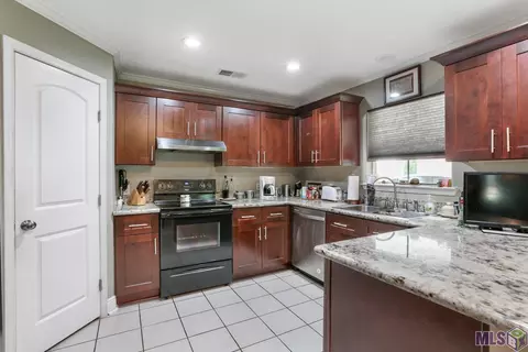 13296 David Lee Dr, Walker, LA 70785 photo 3