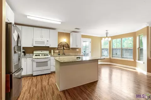 12317 Pendarvis Ln, Walker, LA 70785 photo 4