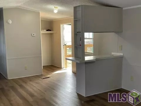 14370 Moore Ave, Walker, LA 70785 photo 6