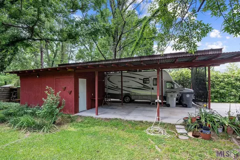 403 Epperson St, Baker, LA 70714 photo 5