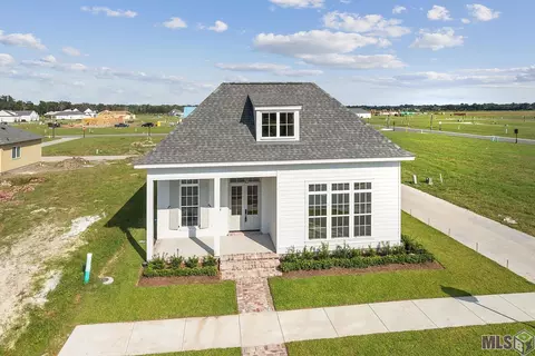 13733 Harveston Mill Dr, Baton Rouge, LA 70810