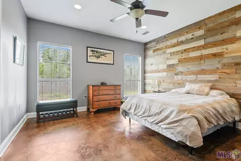 31013 Lake Spring Dr, Walker, LA 70785 photo 6