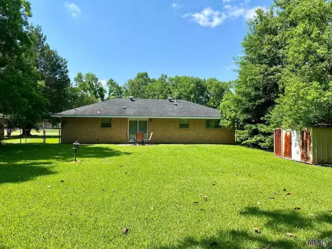 7035 Juno Dr, Baker, LA 70714 photo 2