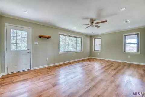 9890 Florida Blvd, Walker, LA 70785 photo 7