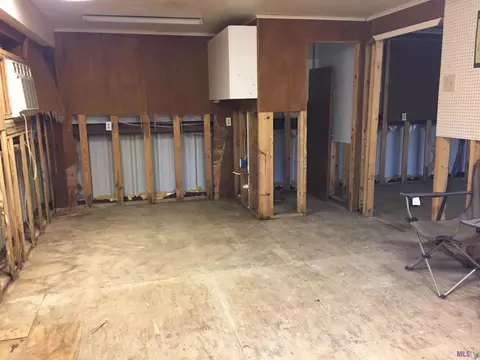20230 Patricia St, Springfield, LA 70462 photo 9