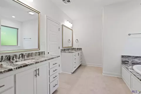 5096 Black River Rd, Darrow, LA 70725 photo 9