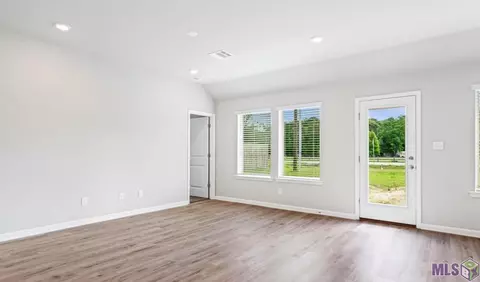 18133 Fox Hollow Loop, Hammond, LA 70401 photo 4