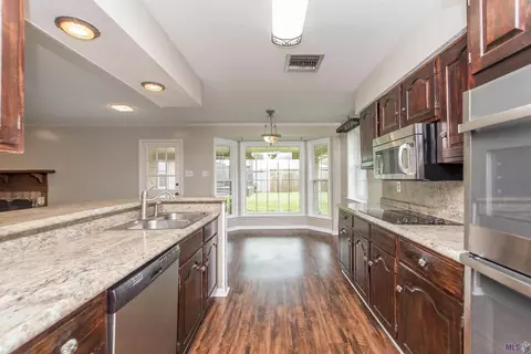 616 Chambertin Dr, Kenner, LA 70065 photo 14