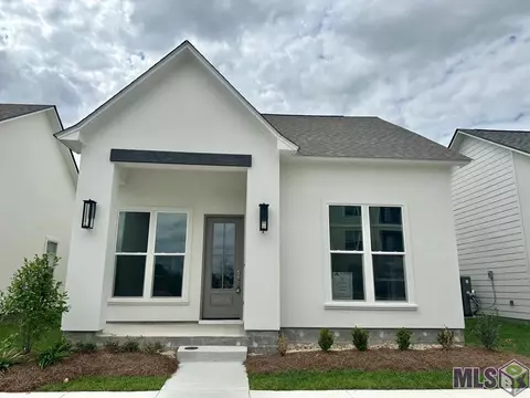 9926 Couret Dr, Baton Rouge, LA 70818