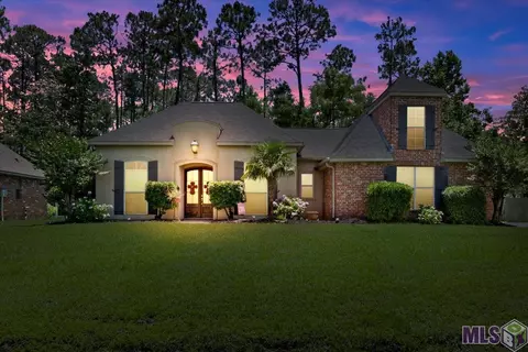 453 Laurelleaf Ln, Covington, LA 70433 photo 1