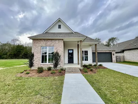 1105 Camellia Way, Denham Springs, LA 70726