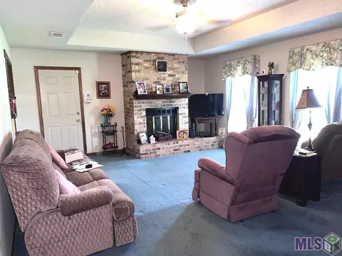 4103 Buchanan St, Baker, LA 70714 photo 2