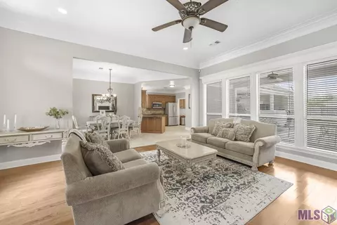 13327 Williamsburg Dr, Walker, LA 70785 photo 8
