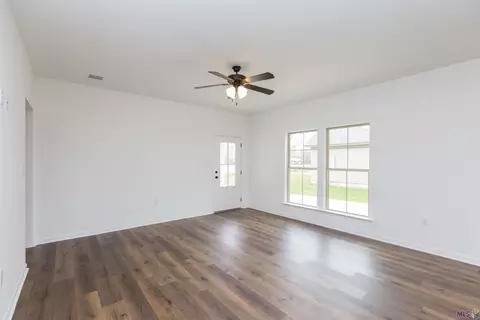 3382 Red Hat Rd, Brusly, LA 70719 photo 9