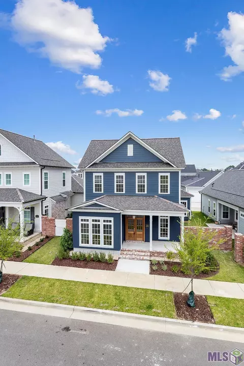 5325 N Pointer Ct, Baton Rouge, LA 70808