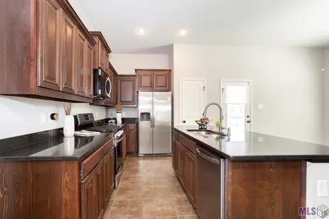 4392 Olivia Dr, Addis, LA 70710 photo 9
