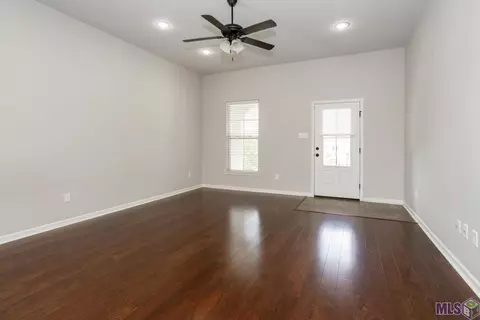 4392 Olivia Dr, Addis, LA 70710 photo 3